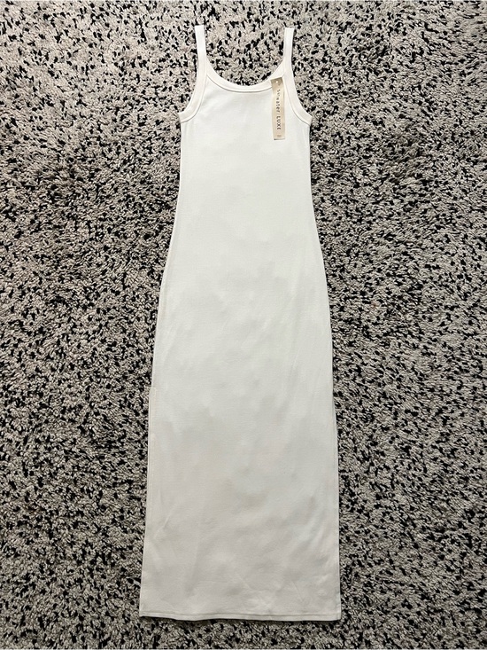 saltwater LUXE Dresses & Skirts - Saltwater Luxe Salt White Tank Midi Dress Side Slits Stretch Women’s Size Small